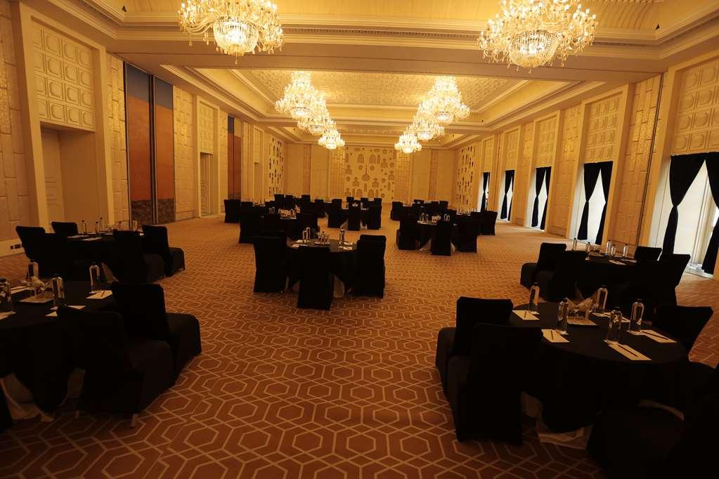 Radisson Blu Udaipur Palace Resort & Spa Konforlar fotoğraf